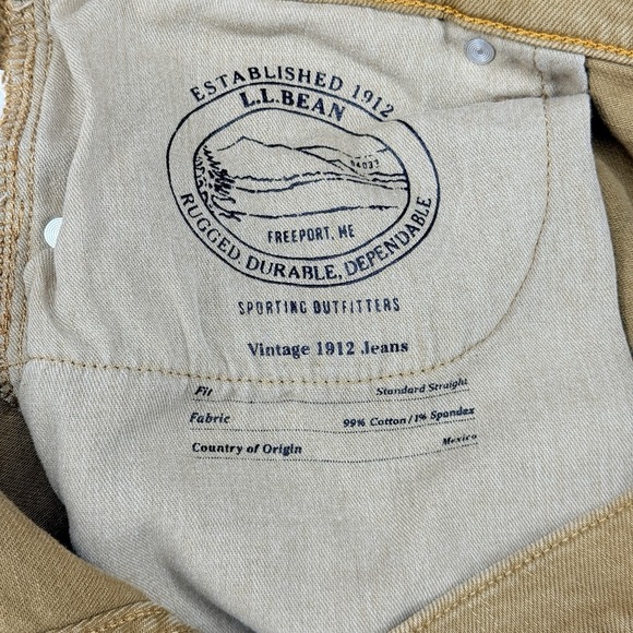 LL Bean Men's Vintage 1912 Jeans Standard Fit Straight Leg Marshwood Size 41x32 - Picture 8 of 11